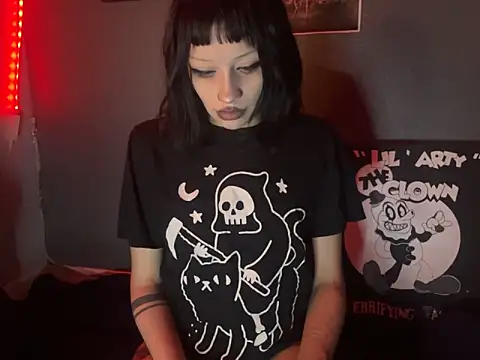 Gothbabbi online show from September 15, 2025, 7:36 pm