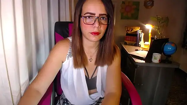 danielle rose 1 online show from June 2, 2026, 2:17 pm