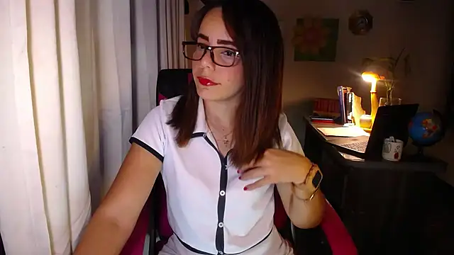 danielle rose 1 online show from May 23, 2026, 3:33 pm