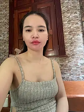 LiLi-Kirix99 online show from July 5, 2026, 4:52 am