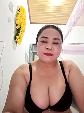 Sexy-bigtits2024 online show from February 7, 2025, 12:17 pm