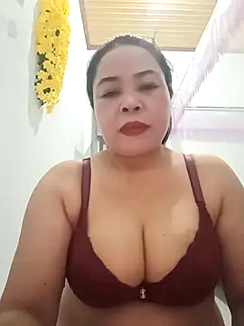 Sexy-bigtits2024 online show from December 20, 2024, 1:33 pm