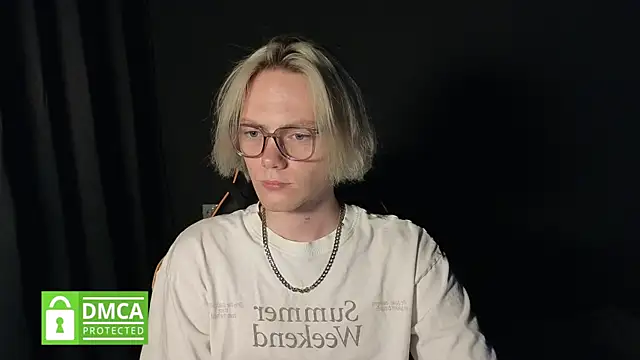 Keytaro online show from July 25, 2026, 3:51 pm