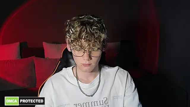 Keytaro online show from April 14, 2026, 11:48 am