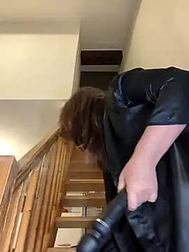 Snapshot of Candy-Desire chatting on March 20, 2025, 9:02 pm Candy-Desire online show from March 20, 2025, 9:02 pm