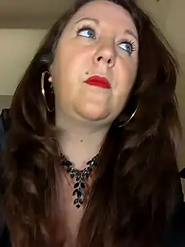 Snapshot of Candy-Desire chatting on February 3, 2025, 5:56 pm Candy-Desire online show from February 3, 2025, 5:56 pm