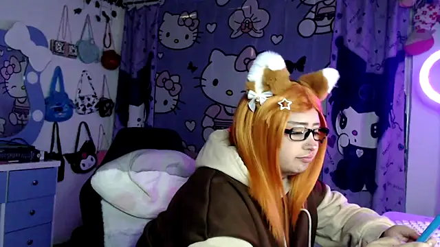 Snapshot of lussyevans24 chatting on February 13, 2026, 2:55 am lussyevans24 online show from February 13, 2026, 2:55 am