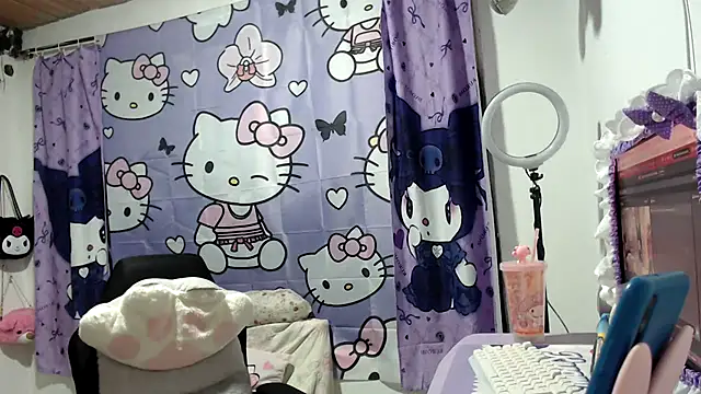 Snapshot of lussyevans24 chatting on November 21, 2025, 3:16 am lussyevans24 online show from November 21, 2025, 3:16 am