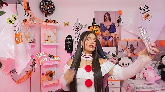 imsofy  online show from October 28, 2025, 9:25 pm