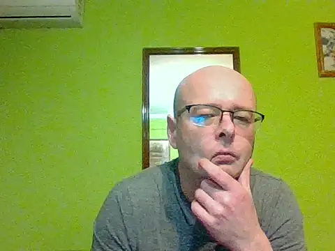 Snapshot of Tiger202441 chatting on February 19, 2026, 10:07 pm Tiger202441 online show from February 19, 2026, 10:07 pm