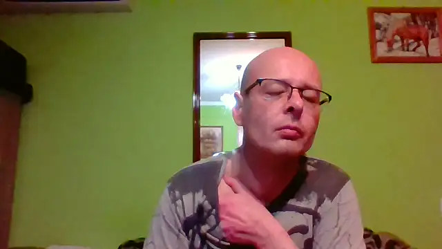 Snapshot of Tiger202441 chatting on May 3, 2026, 8:01 pm Tiger202441 online show from May 3, 2026, 8:01 pm