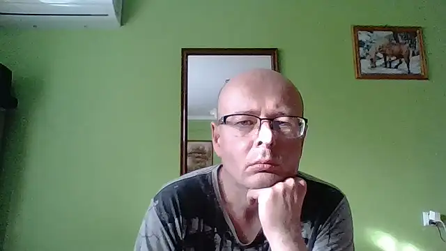 Snapshot of Tiger202441 chatting on May 10, 2026, 4:09 pm Tiger202441 online show from May 10, 2026, 4:09 pm