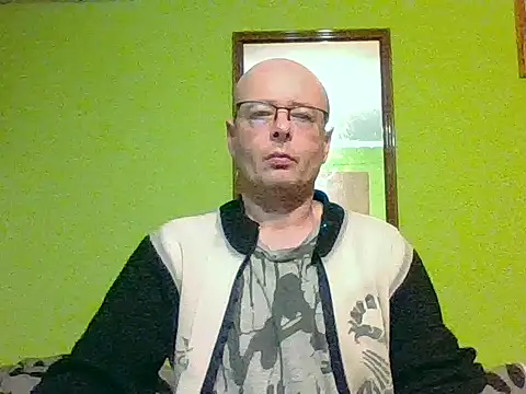 Snapshot of Tiger202441 chatting on February 18, 2026, 6:59 pm Tiger202441 online show from February 18, 2026, 6:59 pm