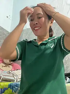 Linaannn online show from December 22, 2025, 12:00 am