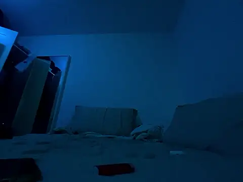 Snapshot of esteraulxxx chatting on December 3, 2024, 9:06 am esteraulxxx online show from December 3, 2024, 9:06 am