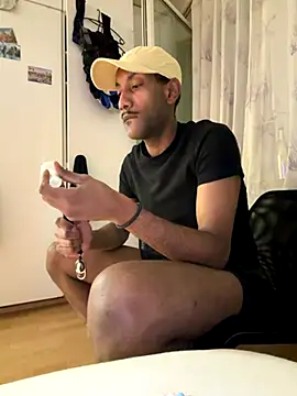 Snapshot of esteraulxxx chatting on September 30, 2025, 7:20 pm esteraulxxx online show from September 30, 2025, 7:20 pm