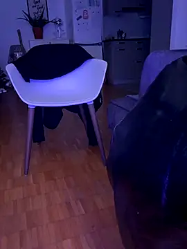 Snapshot of esteraulxxx chatting on December 2, 2024, 8:26 am esteraulxxx online show from December 2, 2024, 8:26 am