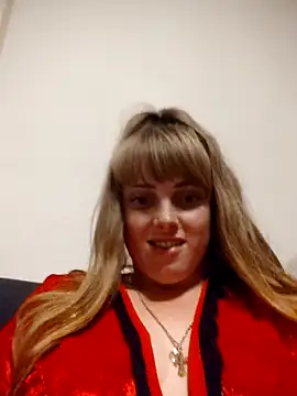 CoddessCrystal online show from September 14, 2025, 6:52 pm