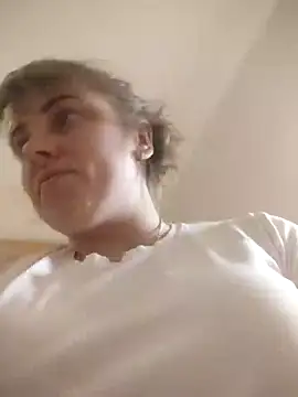 CoddessCrystal online show from February 22, 2026, 6:27 am