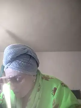 CoddessCrystal online show from January 10, 2026, 8:37 pm