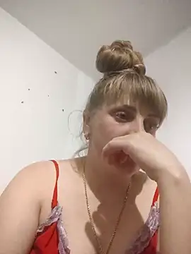 CoddessCrystal online show from October 10, 2025, 5:58 pm