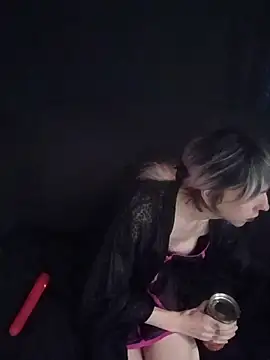 april show her online show from March 3, 2026, 6:31 am