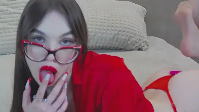 OpheliaHartman online show from January 18, 2025, 1:41 am