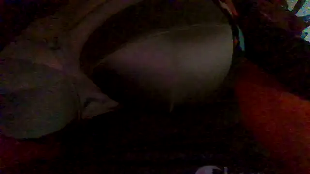 RoxiRedXXX online show from September 17, 2025, 6:10 pm