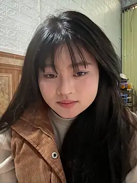 Snapshot of Anges893 chatting on December 5, 2025, 5:28 am Anges893 online show from December 5, 2025, 5:28 am