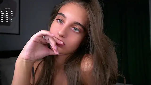 PiquingOgalala online show from November 22, 2025, 1:04 am