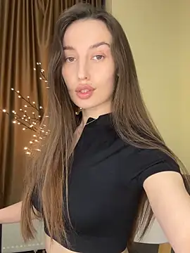 Polli Kiss online show from February 17, 2026, 4:15 pm