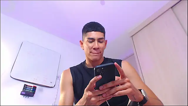 Snapshot of Valerio_20 chatting on July 17, 2026, 2:53 am Valerio 20 online show from July 17, 2026, 2:53 am