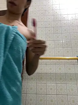 Lina10 online show from February 14, 2026, 11:16 pm