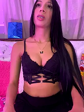 Lina10 online show from January 6, 2026, 7:18 pm