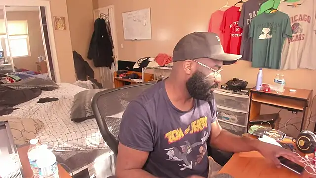 MrChuckDailyXXX online show from October 23, 2025, 2:27 pm