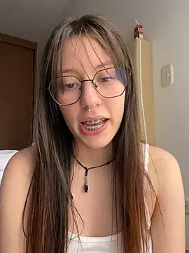 Snapshot of _nobara__ chatting on March 5, 2025, 6:12 pm  nobara   online show from March 5, 2025, 6:12 pm