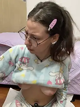 Snapshot of _nobara__ chatting on January 17, 2025, 4:39 am  nobara   online show from January 17, 2025, 4:39 am