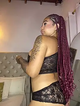 Eloisa cleavage  online show from July 25, 2026, 10:11 am