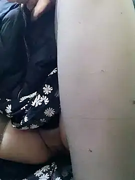 Snapshot of Hangem111 chatting on February 10, 2026, 6:23 am Hangem111 online show from February 10, 2026, 6:23 am