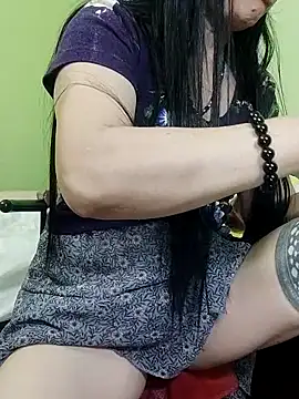 Snapshot of Hangem111 chatting on January 18, 2026, 7:28 pm Hangem111 online show from January 18, 2026, 7:28 pm