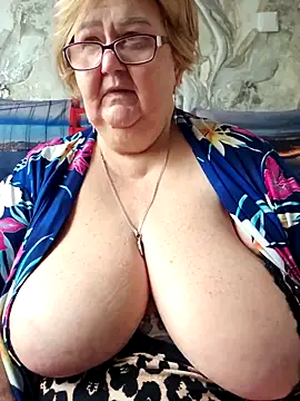 Awn290668 online show from November 16, 2025, 11:15 am