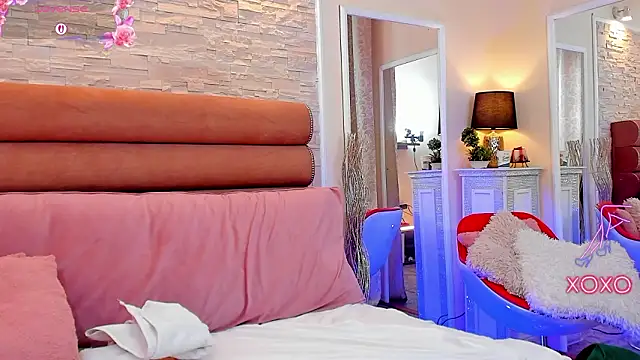 ArianaCroft online show from March 17, 2026, 7:55 am