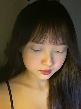 Snapshot of Alice1818 chatting on January 1, 2025, 7:21 pm Alice1818 online show from January 1, 2025, 7:21 pm