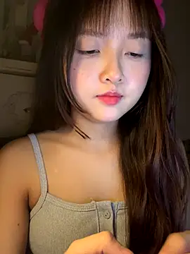 Snapshot of Alice1818 chatting on October 11, 2025, 6:31 pm Alice1818 online show from October 11, 2025, 6:31 pm