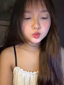 Snapshot of Alice1818 chatting on October 16, 2025, 6:38 pm Alice1818 online show from October 16, 2025, 6:38 pm