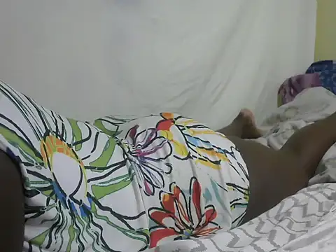 Snapshot of Sexy_wet_- chatting on September 9, 2025, 2:59 pm Sexy wet - online show from September 9, 2025, 2:59 pm