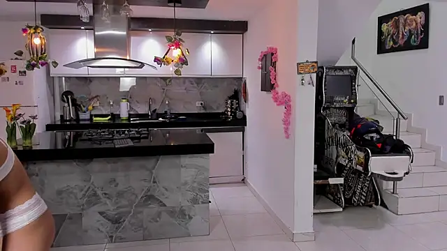 Snapshot of vicky_wendy_hot_sexx chatting on April 12, 2026, 5:33 am vicky wendy hot sexx online show from April 12, 2026, 5:33 am