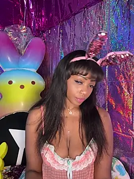 Snapshot of Blazerina chatting on April 5, 2026, 7:15 am Blazerina online show from April 5, 2026, 7:15 am