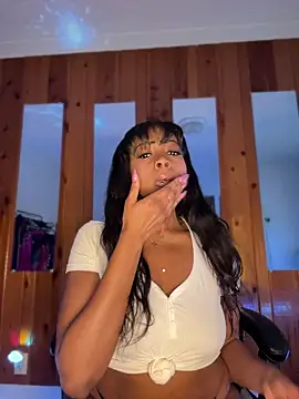 Snapshot of Blazerina chatting on March 14, 2026, 9:43 pm Blazerina online show from March 14, 2026, 9:43 pm