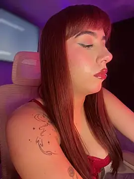 Snapshot of veronicaapink chatting on March 8, 2026, 10:35 pm veronicaapink online show from March 8, 2026, 10:35 pm